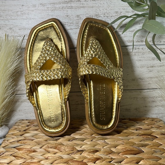 STUART WEITZMAN  gold sandal size 5 - Picture 5 of 8